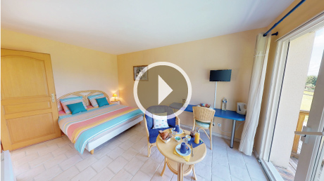 Visite virtuelle d'une chambre pour 2 au haras de Saint Jean à Cambremer - Normandie